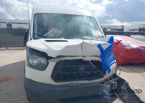 2017 Ford Transit-250 z USA, uszkodzony, nr VIN 1FTYR2DM2HKA70763